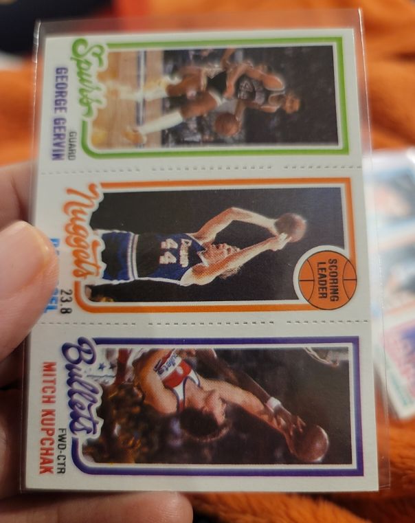 1980-81 Topps #72 George Gervin — front