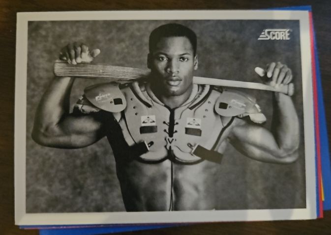 1990 Score #697 Bo Jackson — front