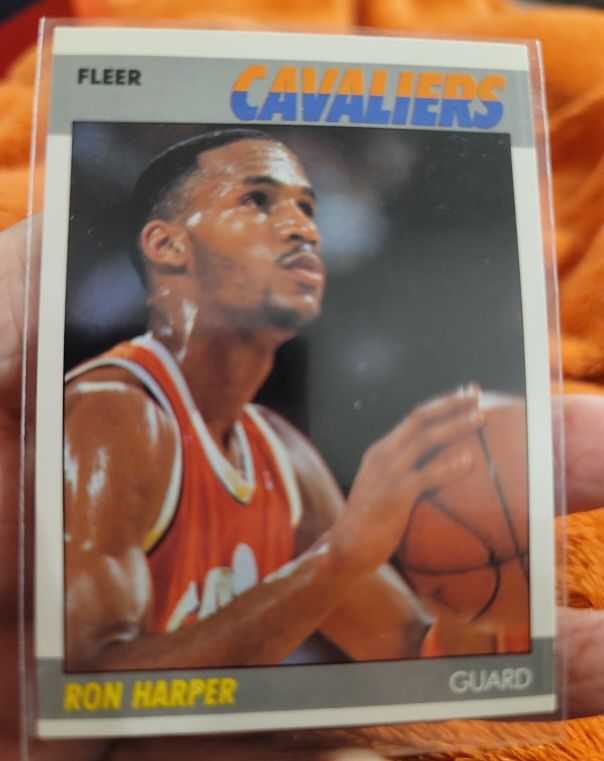 1987-88 Fleer #49 Ron Harper — front