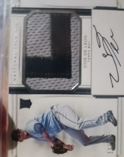2017 Panini National Treasures Jose De Leon Patch Auto — front