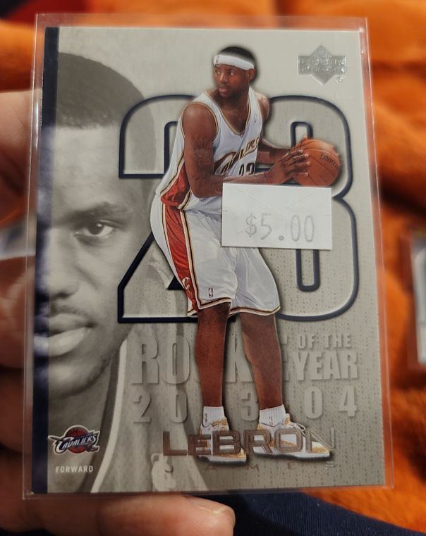 2003-04 Upper Deck Rookie of the Year #LJ38 LeBron James — front