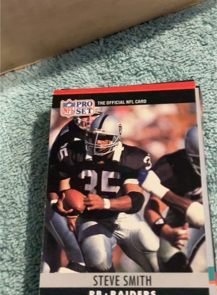 1990 Pro Set #35 Steve Smith — front