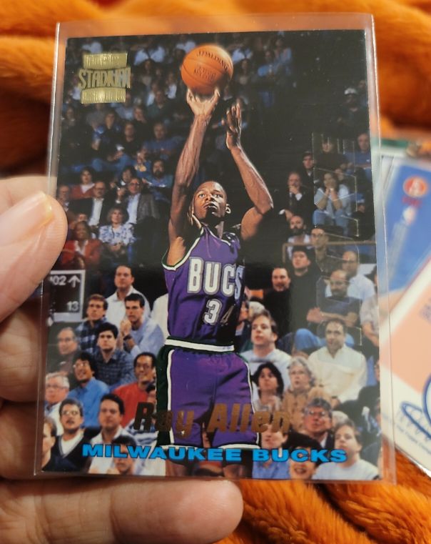 1996-97 Topps Stadium Club Rookies #R5 Ray Allen — front