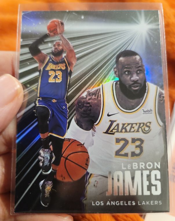 2020-21 Panini Chronicles Essentials #227 LeBron James — front