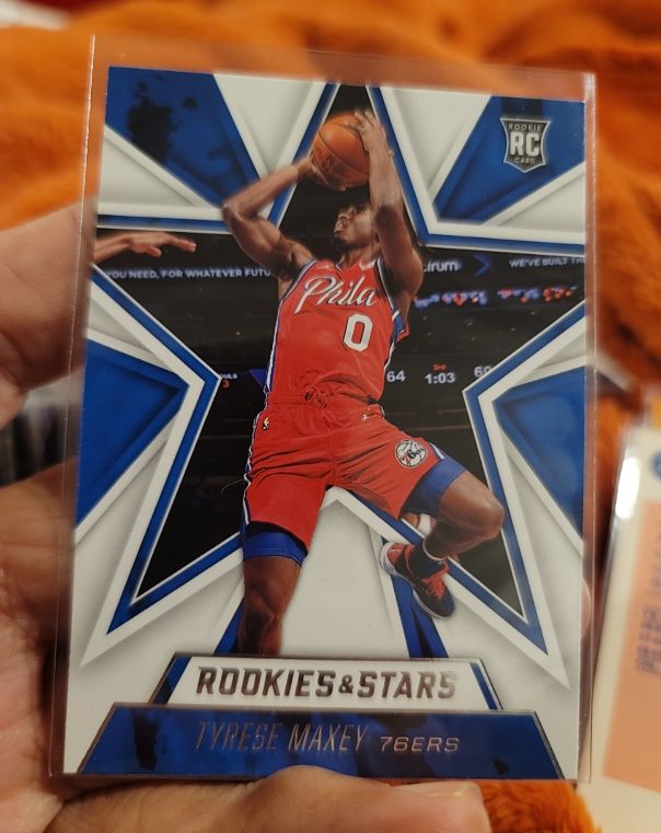 2020-21 Panini Chronicles Rookies & Stars #663 Tyrese Maxey — front