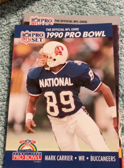 1990 Pro Set #384 Mark Carrier — front
