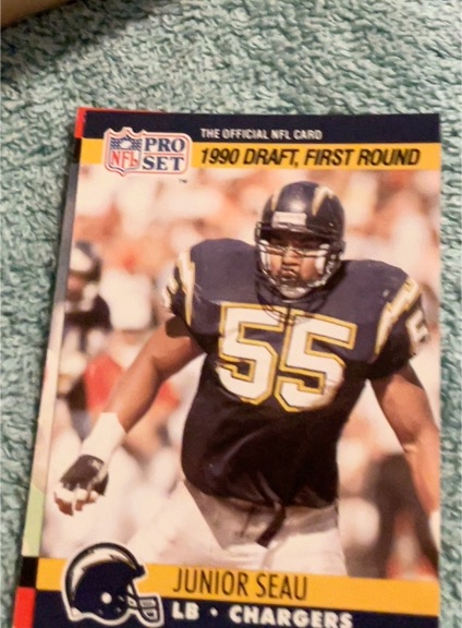 1990 Pro Set #673 Junior Seau — front