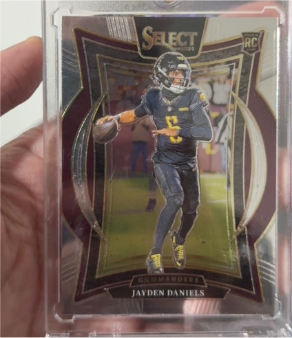 2024 Panini Select #26 Jayden Daniels Concourse Rookie Card — front