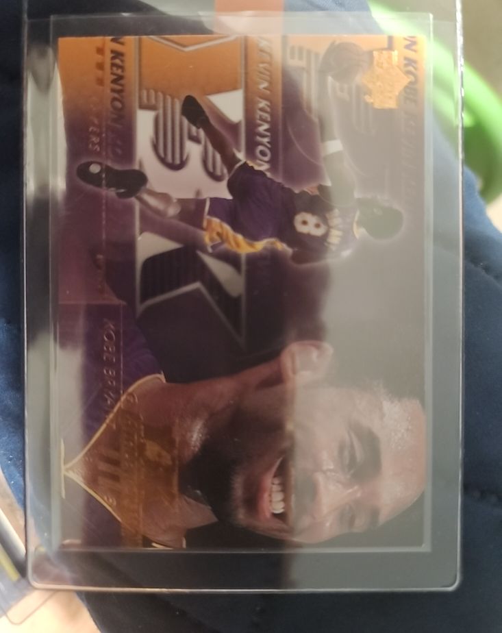 2000-01 Upper Deck Y3K #187 Kobe Bryant — front