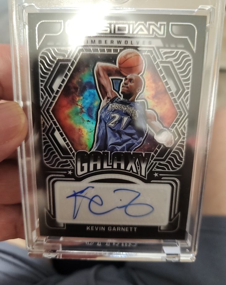 2021-22 Panini Obsidian Galaxy #GA-KG Kevin Garnett — front