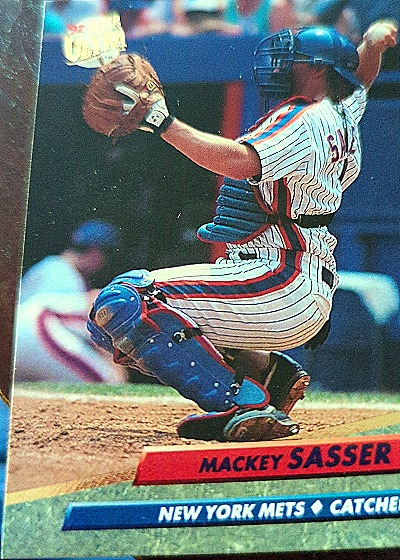 1992 Fleer Ultra #237 Mackey Sasser — front
