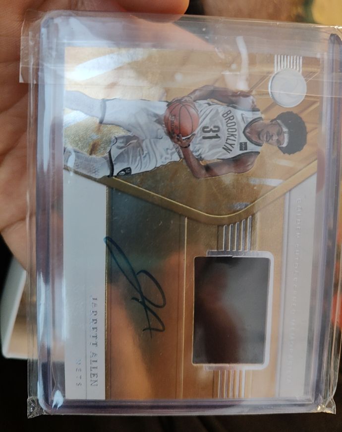 2021 Panini Gold Standard Jarrett Allen Game-Used Jersey Auto — front