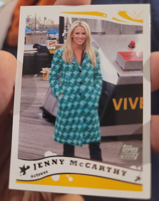2005-06 Topps #253 Jenny McCarthy — front