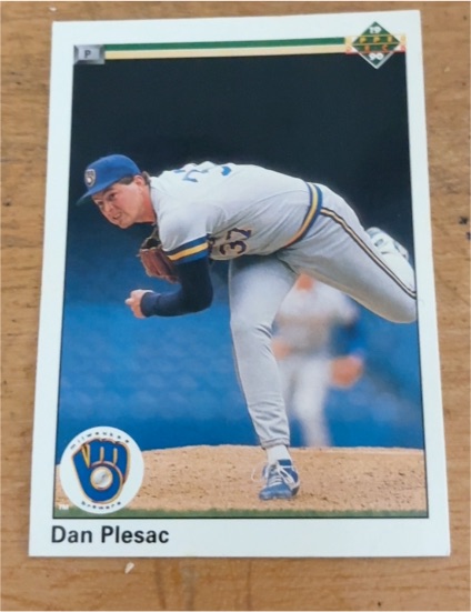 1990 Upper Deck #477 Dan Plesac Milwaukee Brewers — front