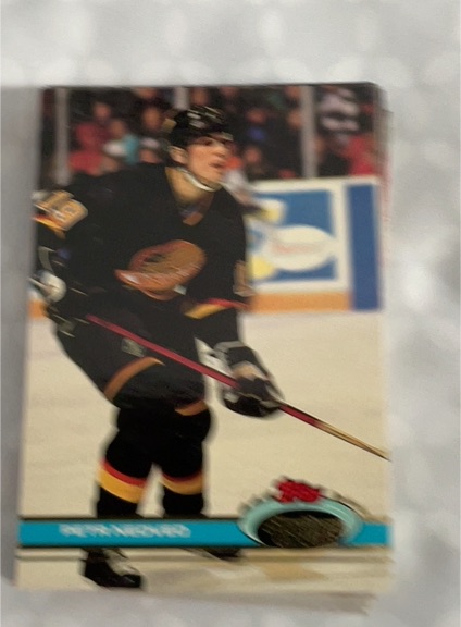 1991-92 Stadium Club #280 Petr Nedved — front