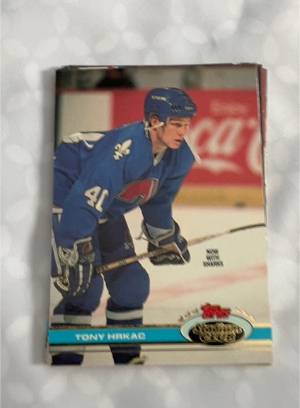 1991-92 Topps Stadium Club #136 Tony Hrkac — front