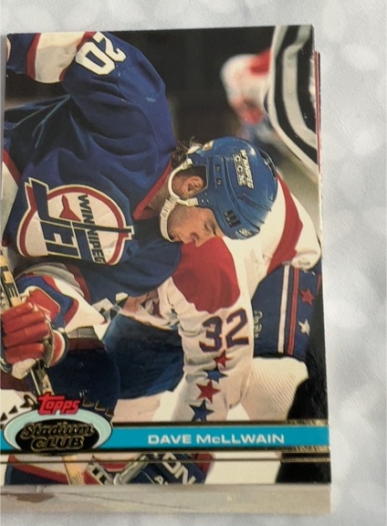 1991-92 Topps Stadium Club #202 Dave McLlwain — front