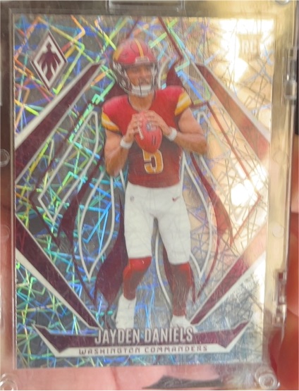 2024 Panini Phoenix #198 Jayden Daniels — front