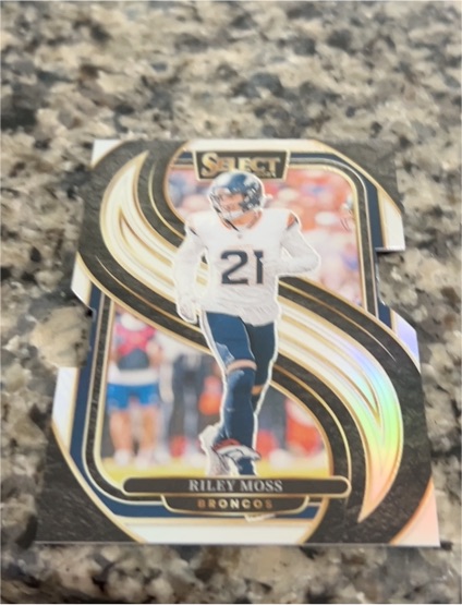 2024 Panini Select Premier Level #190 Riley Moss — front