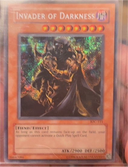 Yu-Gi-Oh! Invasion of Chaos IOC-111 Invader of Darkness — front