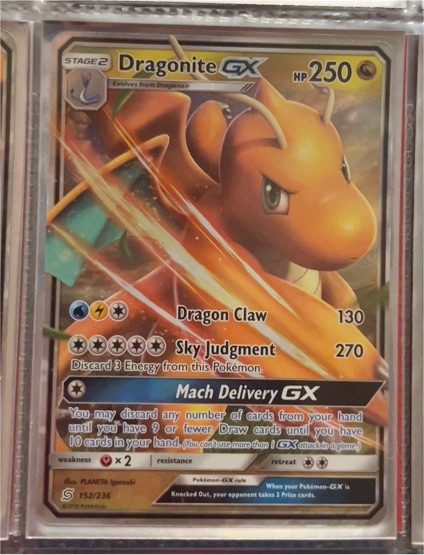 2019 Pokémon Unified Minds #152 Dragonite GX — front