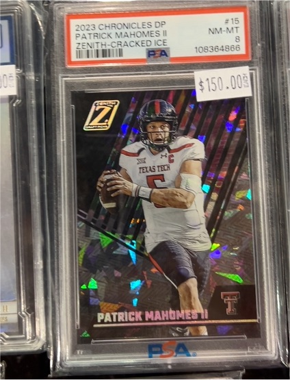 2023 Panini Chronicles Draft Picks Zenith #15 Patrick Mahomes II — front