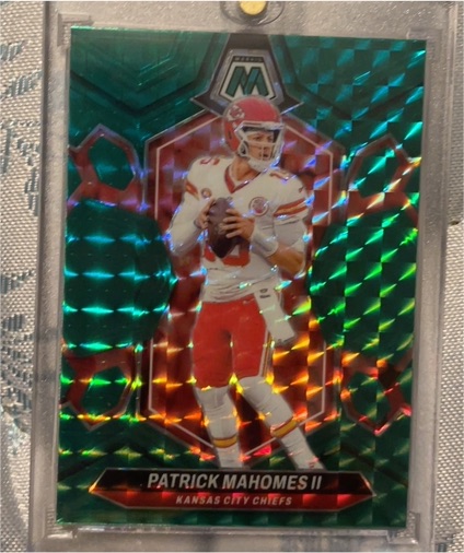 2024 Panini Mosaic #106 Patrick Mahomes II Green Mosaic Prizm — front