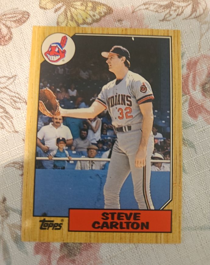 1987 Topps Traded #19T Steve Carlton — front