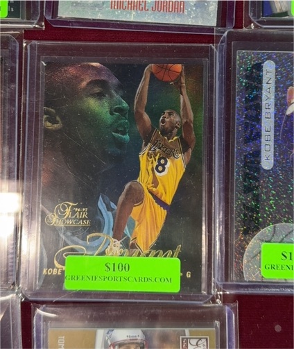 1996-97 Fleer Flair Showcase #31 Kobe Bryant Rookie RC — front