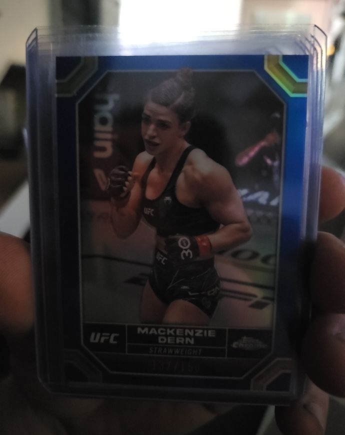 2024 Topps Chrome UFC #117 Mackenzie Dern — front