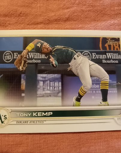 2022 Topps #114 Tony Kemp — front