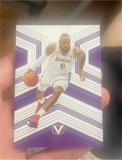 2022-23 Panini Chronicles Vertex #185 LeBron James — front