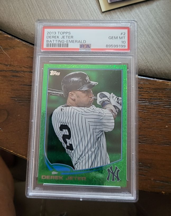 2013 Topps #2 Derek Jeter Batting-Emerald — front