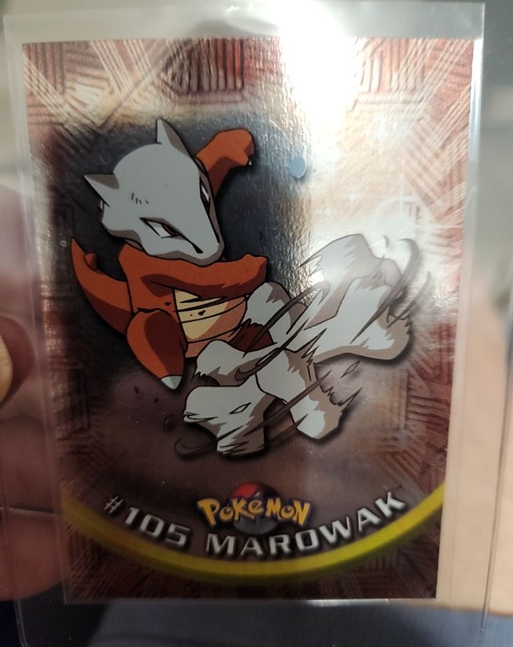 1999 Topps Pokemon #105 Marowak — front