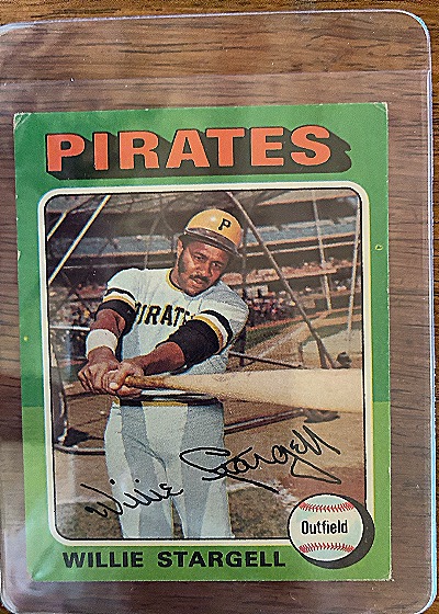 1975 Topps #100 Willie Stargell — front