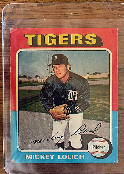 1975 Topps #245 Mickey Lolich — front