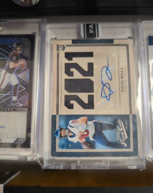2021 Panini Prime Cuts #21 Davis Mills — front
