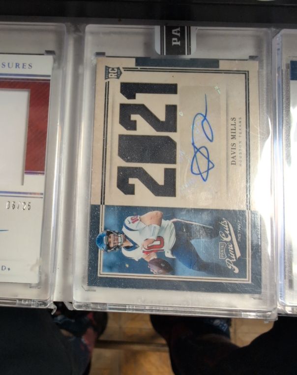 2021 Panini Prime Cuts #21 Davis Mills — front