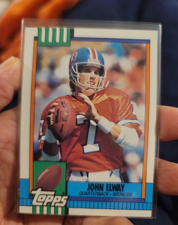 1990 Topps #37 John Elway — front