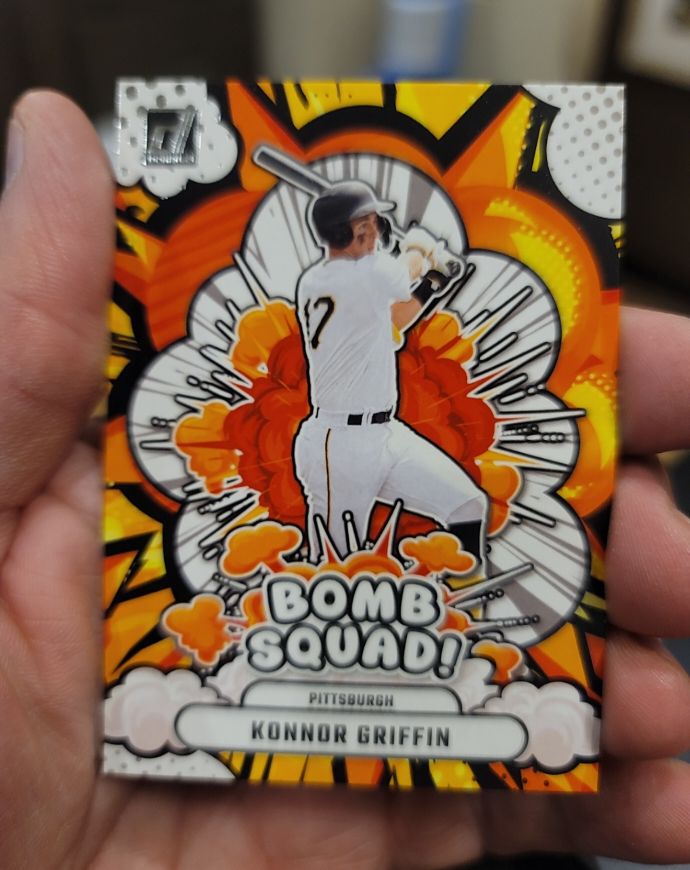 2025 Panini Donruss #3 Konnor Griffin Bomb Squad — front