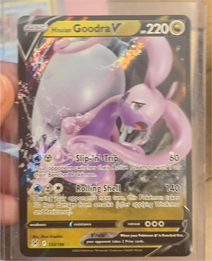 2022 Pokémon TCG Lost Origin #135 Hisuian Goodra V — front