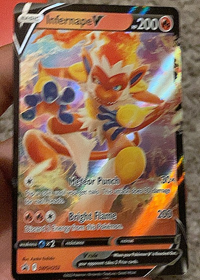 2022 Pokémon SWSH252 Infernape V — front