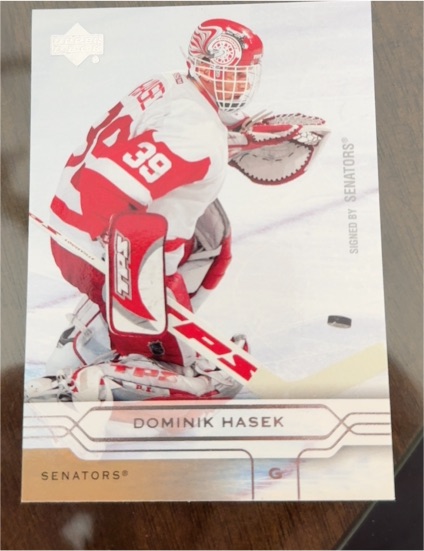 2004-05 Upper Deck #125 Dominik Hasek — front