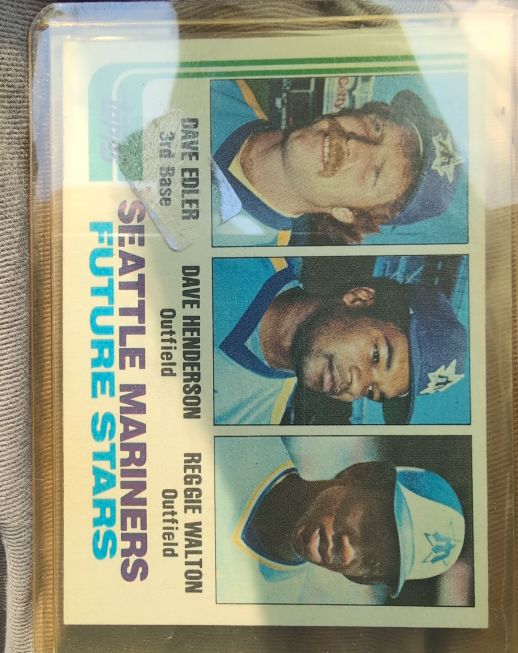 1982 Topps #711 Seattle Mariners Dave Edler, Dave Henderson, Reggie Walton Future Stars — front
