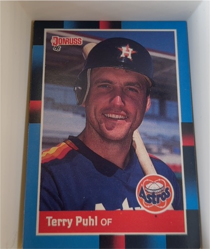 1988 Donruss #533 Terry Puhl — front