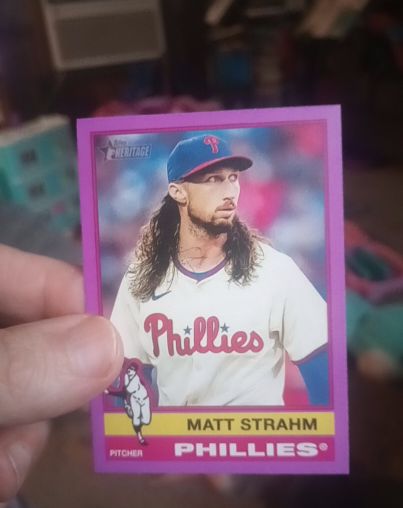 2025 Topps Heritage #7 Matt Strahm — front