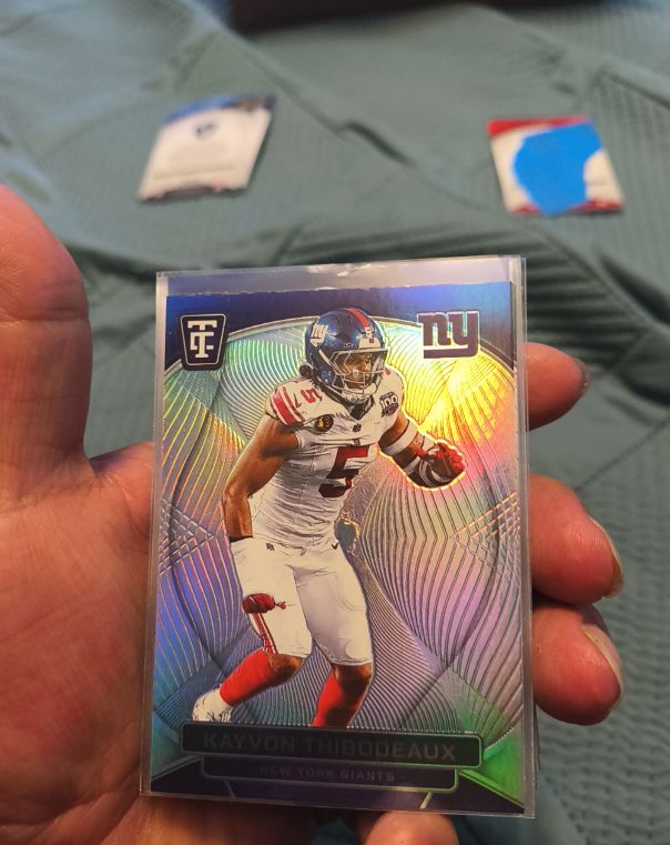 2024 Panini Totally Certified #67 Kayvon Thibodeaux — front