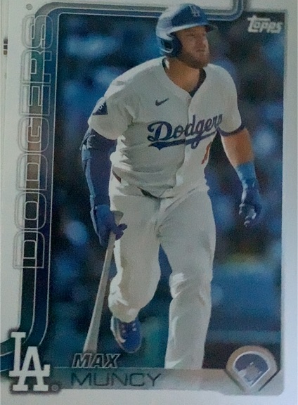 2025 Topps #378 Max Muncy — front