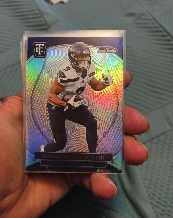 2024 Panini Totally Certified #85 Kenneth Walker III — front