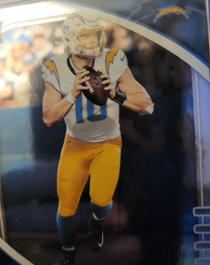 2020 Panini Absolute #167 Justin Herbert Rookie Card — front